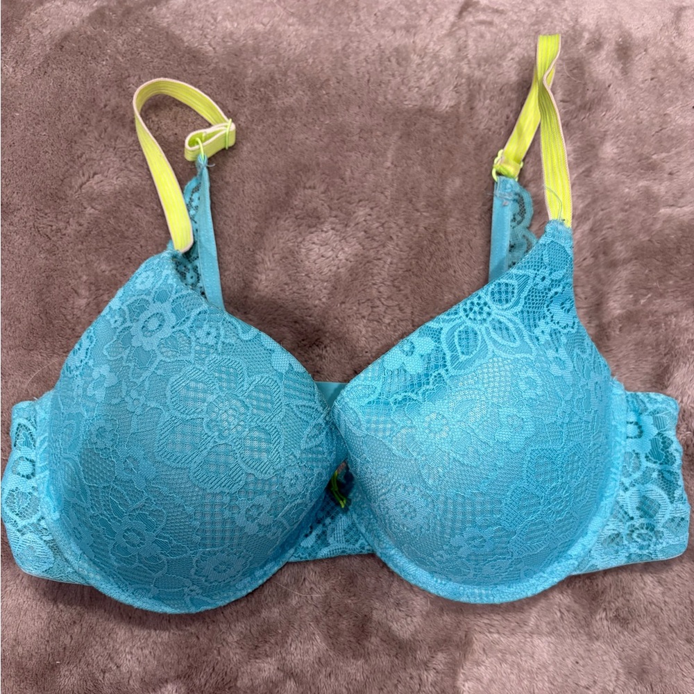 No Boundaries Lace Bra in Blue and Yellow